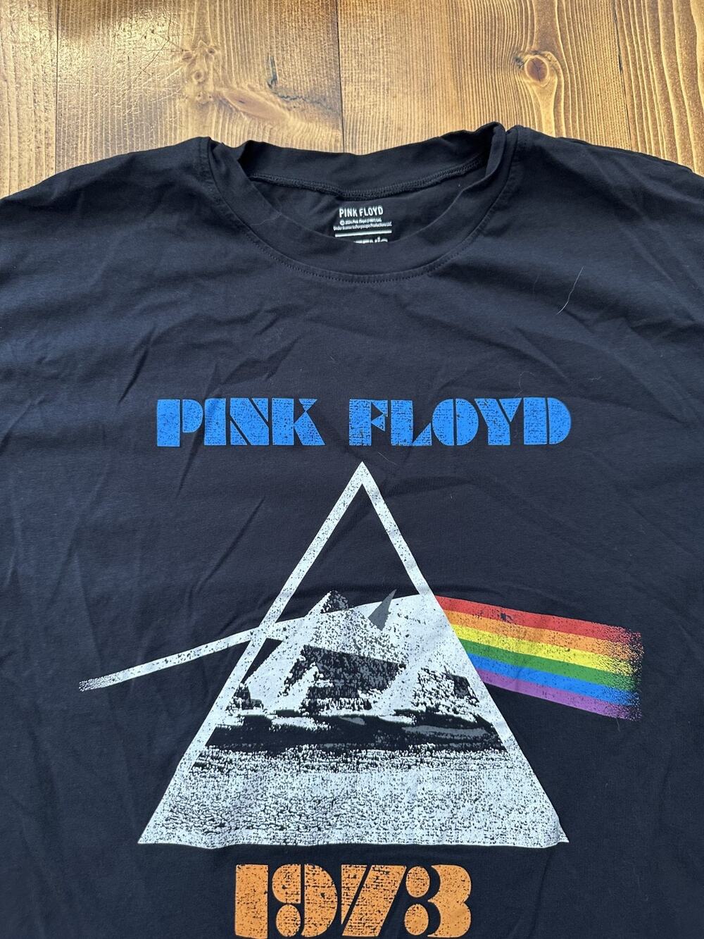 Pink Floyd Dark Side of the Moon 1973 Black T-Shirt Classic Rock Band Tee Large